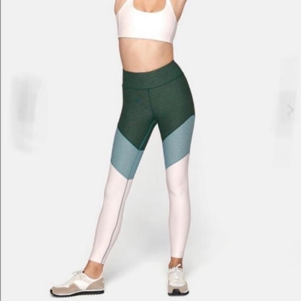 Outdoor voices springs 7/8 compression green pink blue leggings size large